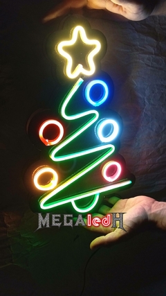 ARBOL NAVIDAD EN NEON LUMINOSO en internet