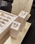 Anel Quadrato Com Detalhes em Zirconias Folheado em ouro 18k - comprar online