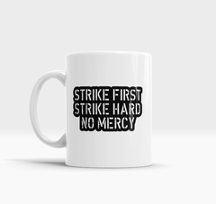 Taza Compatible Con Cobra Kai, Stike Hard