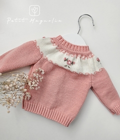 Cardigan saquito con canesú y flores bordadas a mano magnolias en internet