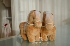 Caballo Pampa soft (28 cm) - Petit Magnolia bebés