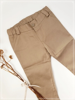 Pantalon de bebé beige en internet