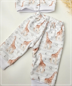 Conjunto micropolar soft camperita y pantalon ultra suave Giraffes en internet