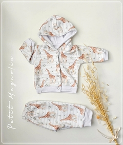 Conjunto micropolar soft camperita y pantalon ultra suave Giraffes - Petit Magnolia bebés