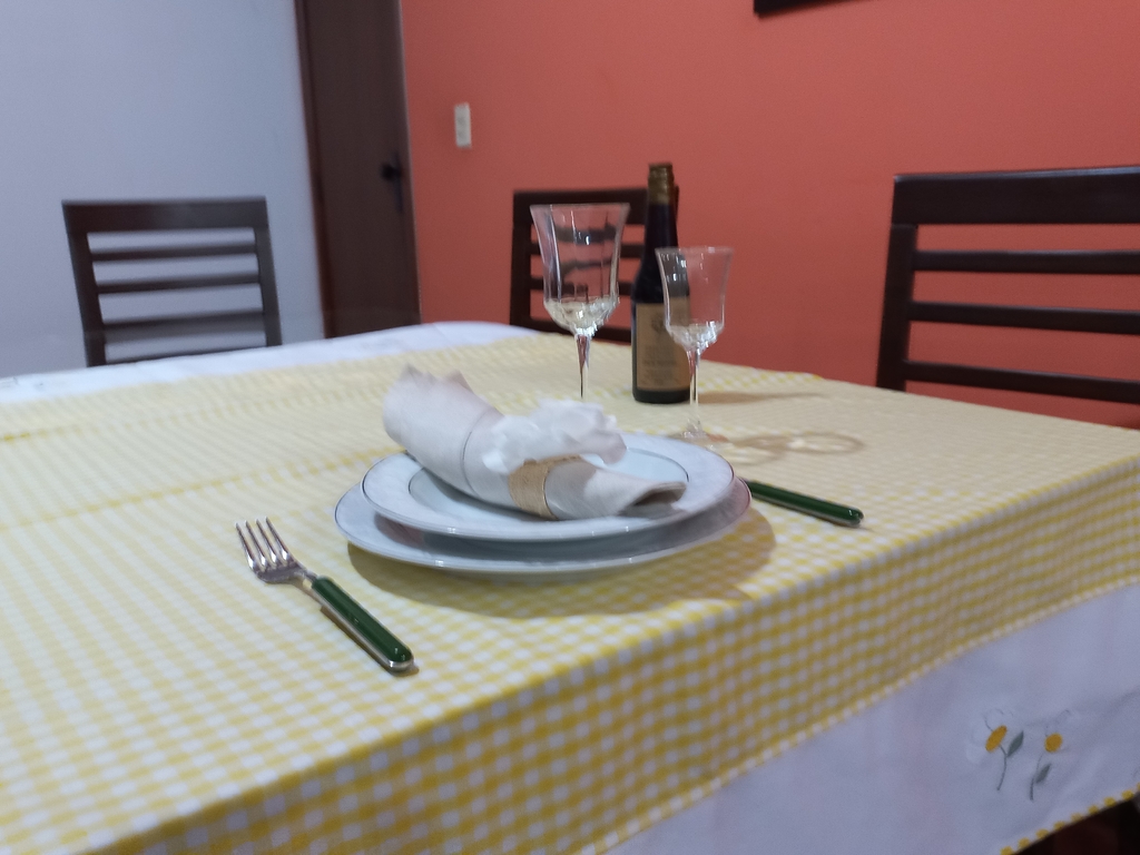 Toalha de Mesa Xadrez Amarelo e Branco - 100% Algodão