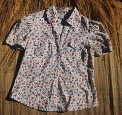 Blusa Botão Flores na internet