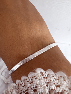 Pulsera plana