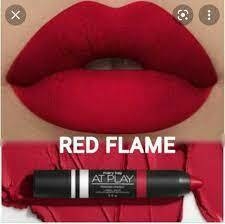 Labial Mate con Acabado en Polvo Red Flame