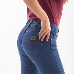 Imagem do Calça Feminina Jeans Strech Tradicional Premium Lycra Casual