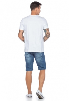 Camiseta Masculina Com Recortes BGO na internet
