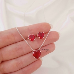 Conjunto Colar e Brinco Coração Vermelho Zircônia Folheado á Prata