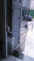 Barra anti pânico p/ porta única de vidro com maçaneta externa. na internet
