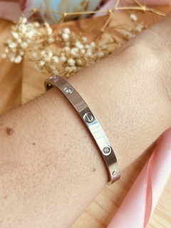 Bracelete inspiração Cartier com ponto de luz em aço inoxidável - comprar online