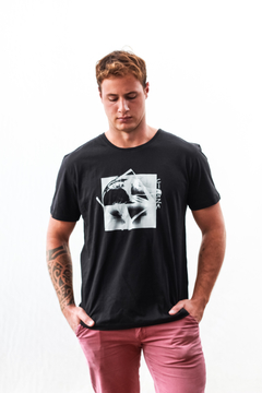 CAMISETA CISNE ABSTRACT - comprar online