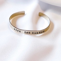 ESCLAVA "VIVE TUS SUEÑOS"