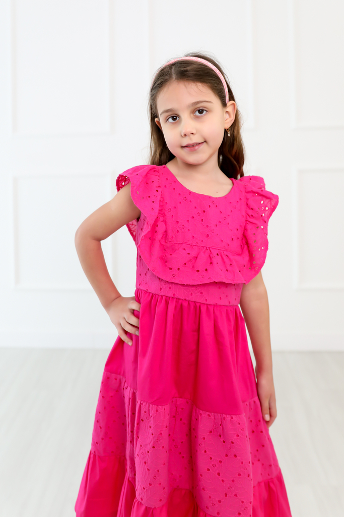 Vestido infantil com hot sale babado no decote