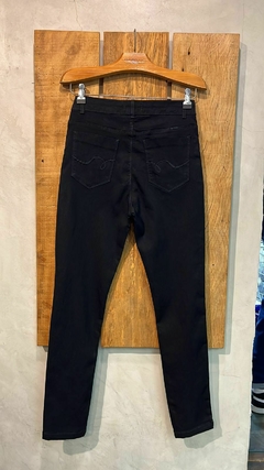 8439 CALÇA SKINNY BLACK DARDAK - comprar online