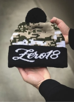 Gorro Camuflado (Pom Pom Removível ) - Zero18