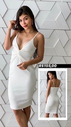 Vestido canelado nó na internet