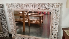 Espejos con marco tallado - comprar online