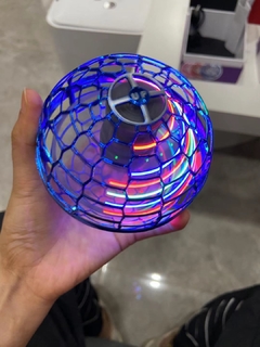 spinner de bola, brinquedo controlado pelas mãos, helicóptero zangão 360 °, giratório com luz . - comprar online