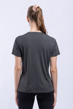 TRAVELER T-SHIRT - CHUMBO - FEM na internet