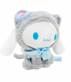 Peluche SANRIO Gatitos Cosplay 22cm