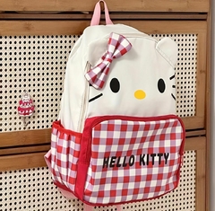 Mochilas HELLO KITTY cuadrille Sanrio en internet