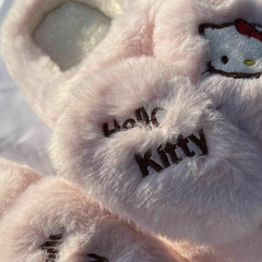 Pantuflas Hello Kitty en internet