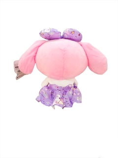 Peluche SANRIO My Melody vestido y moño 20cm en internet