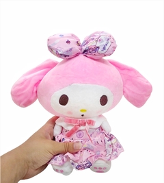 Peluche SANRIO My Melody vestido y moño 20cm - tienda online