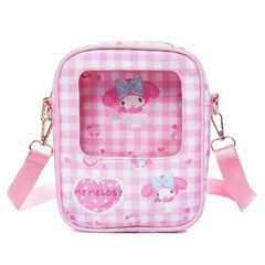 Cartera SANRIO© bandolera ventanita en internet