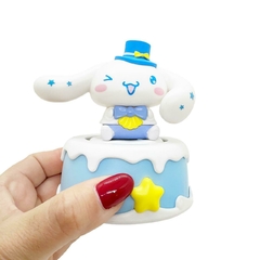 Figura SANRIO© Cinnamoroll Pastel Giratorio - Premavintage