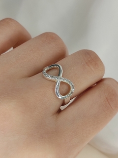 Anillo Línea Infinito en internet