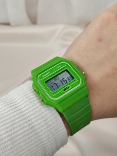 Reloj Línea Green