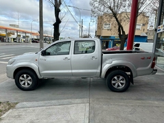 Toyota Hilux 3.0 D Sr 4x4 2014 - comprar online