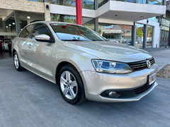 Volkswagen Vento 2.5 N Luxury Mt 2014