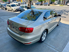 Volkswagen Vento 2.5 N Luxury Mt 2014