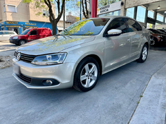 Volkswagen Vento 2.5 N Luxury Mt 2014 en internet