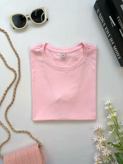 T-Shirt Básica - Rosa Bebê - comprar online