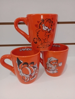 TAZA NARANJA GARDFIEL (sin eleccion)