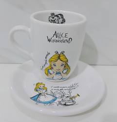 TAZA + PLATO ALICIA EN MI PROPIO MUNDO