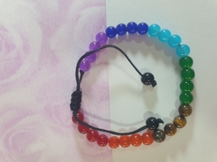 Pulsera de hilo y mostacillas 7 chacras