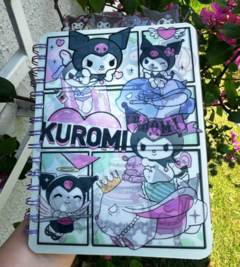 Caderno Kuromi capa holográfica