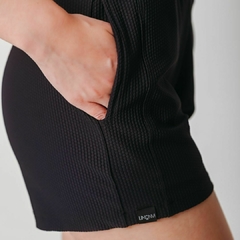 Shorts Copacabana Preto Textura - comprar online