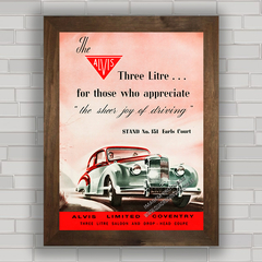 Quadro decorativo com propaganda de carro antigo da marca Alvis .