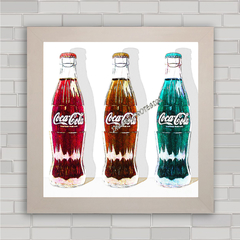 Quadro decorativo para bar gourmet , com garrafas de Coca Cola .