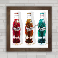 Quadro decorativo para bar , com garrafas de Coca Cola .