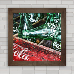 Quadro decorativo para bar , com pôster da Coca Cola .
