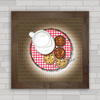 quadro decorativo para cozinha , com leite e biscoitos